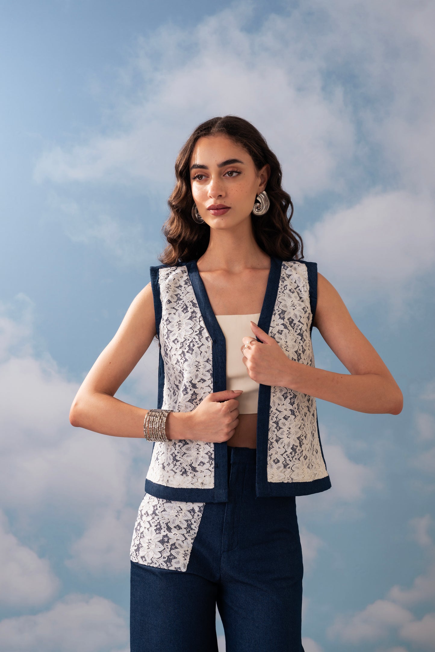 LACE APPLIQUE DENIM SET