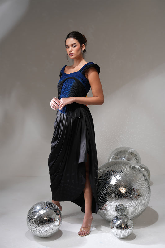 Bellini Beauty Sculpted Dhoti Set