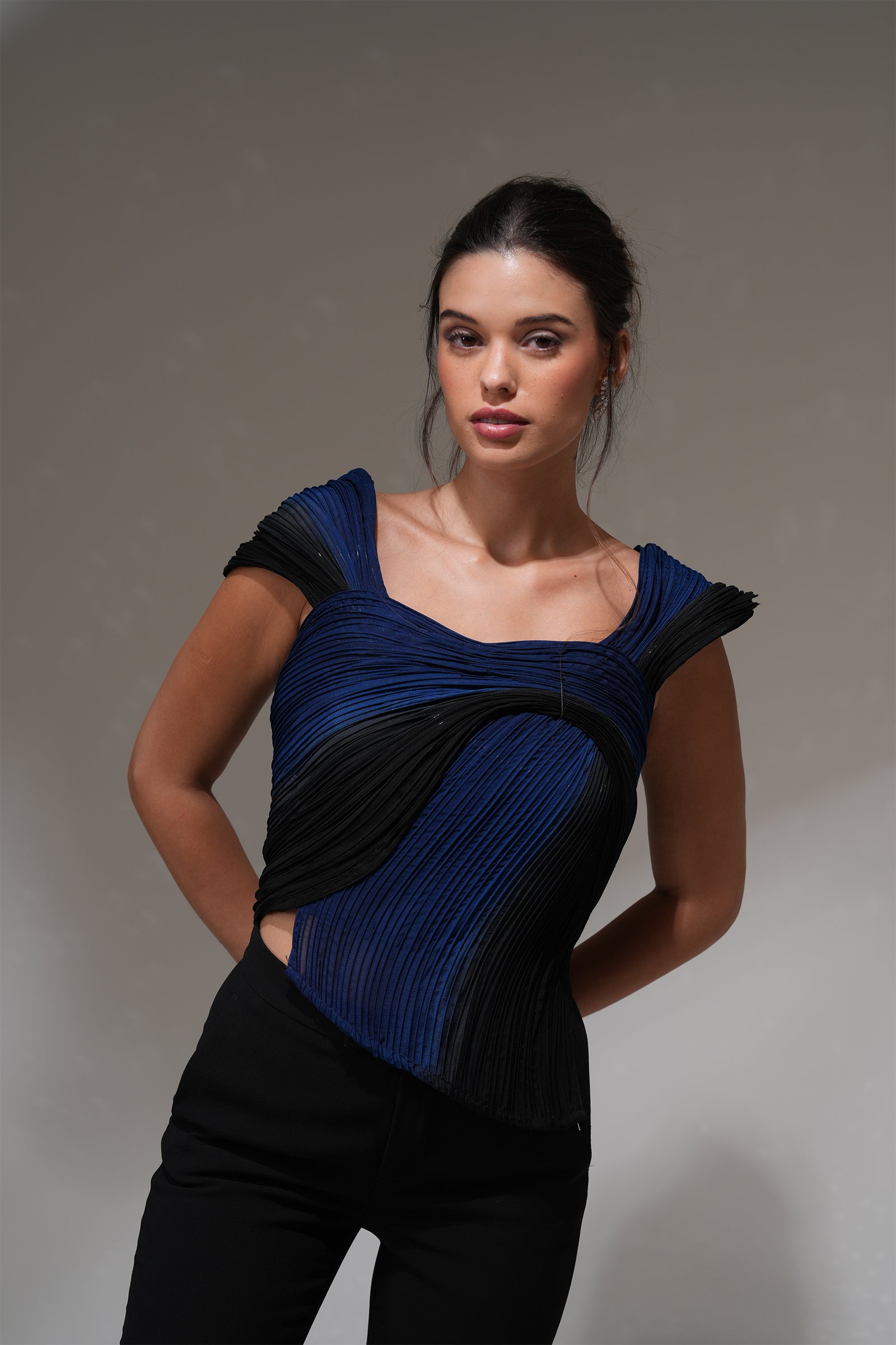 Bellini Beauty Sculpted Top