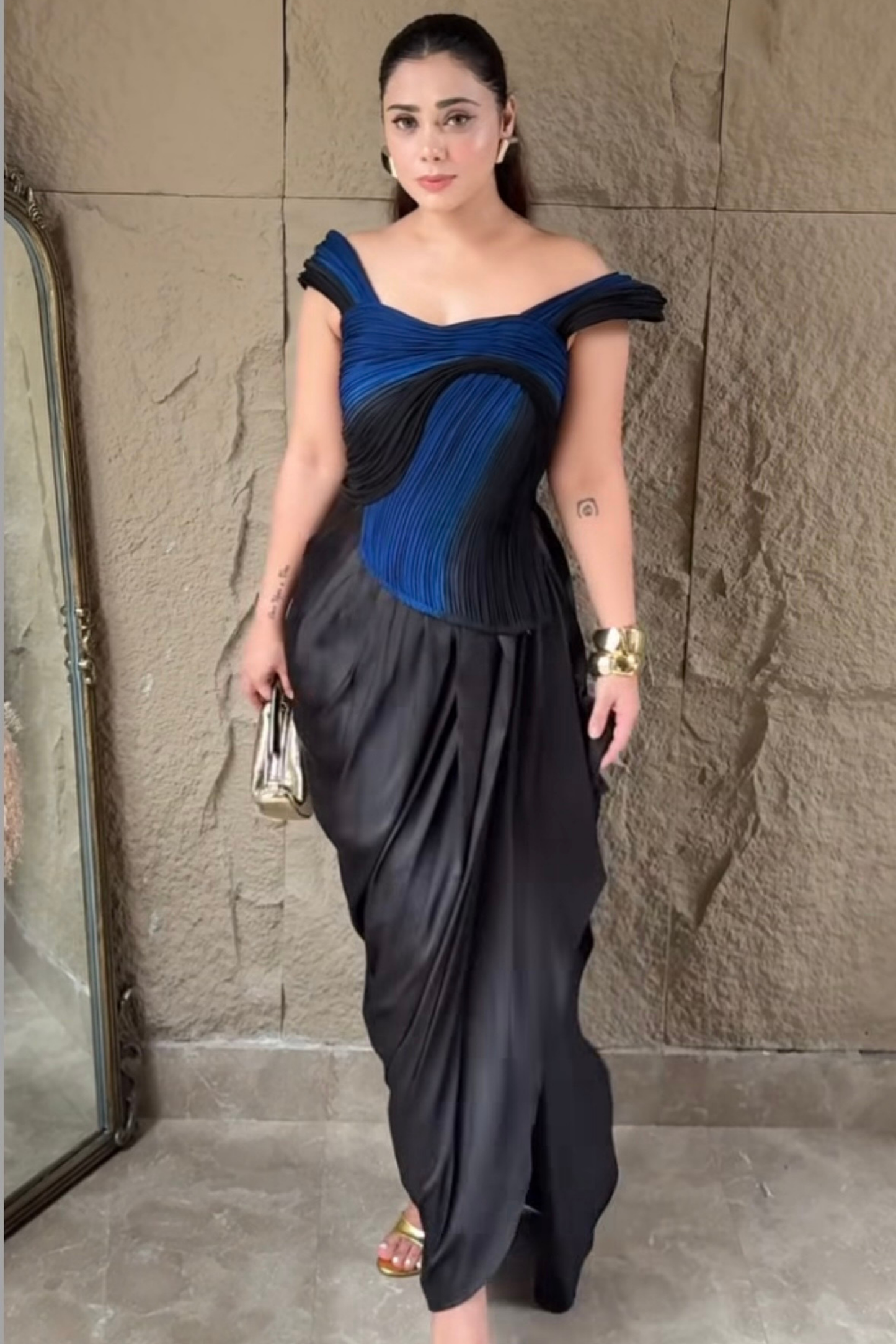 Bellini Beauty Sculpted Dhoti Set